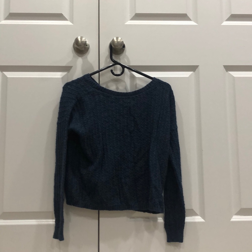 Women’s blue cropped sweater
